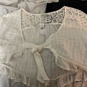 American Eagle tie shirt